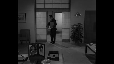 S1E23_un-monde-différent.